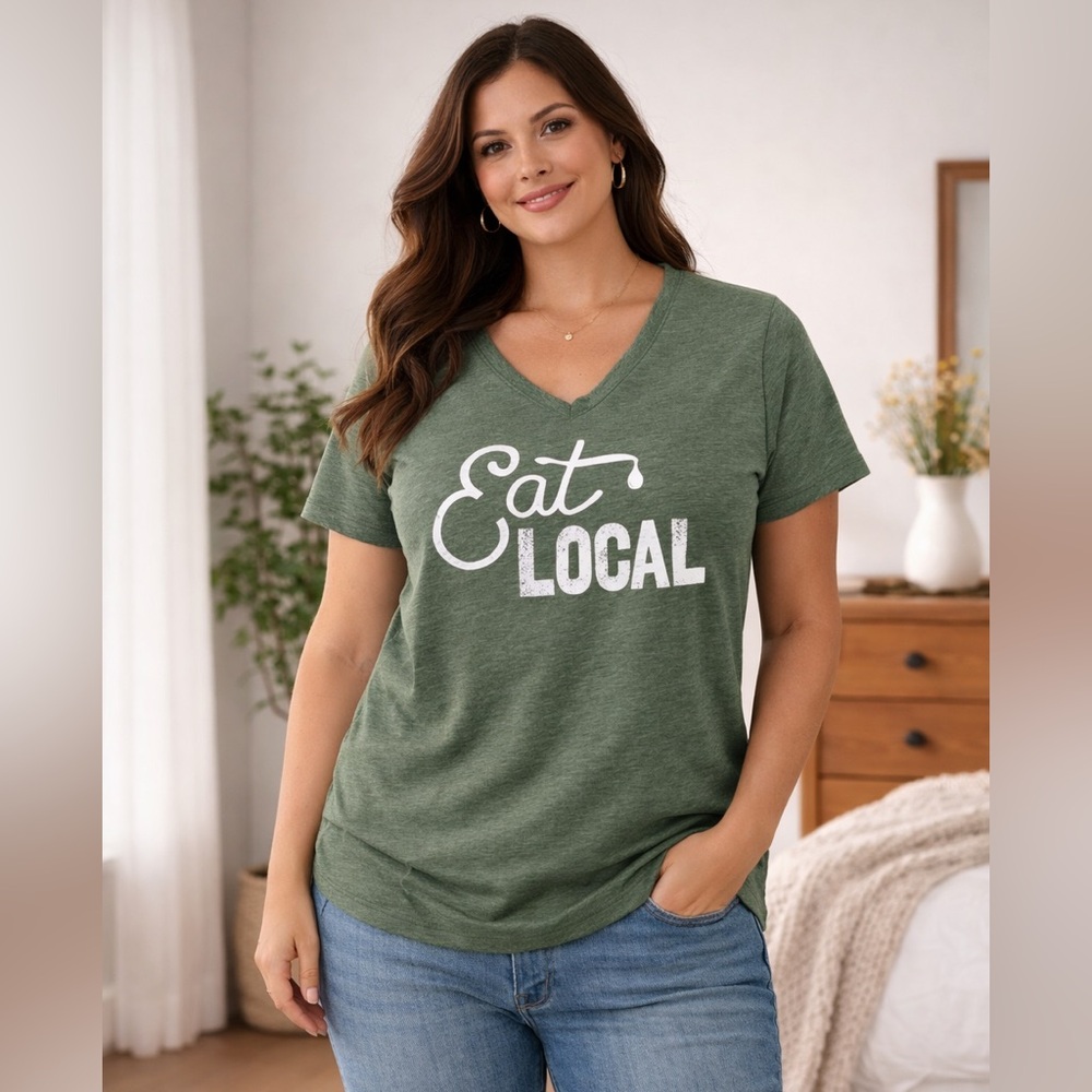 Motherhood Maternity Nursing Green V-Neck Tee with Zipper Eat Local size Small